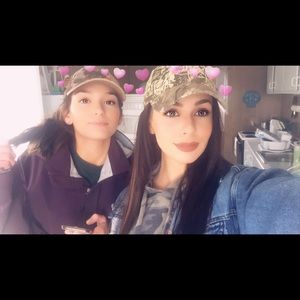 Meet your Posher, Breana